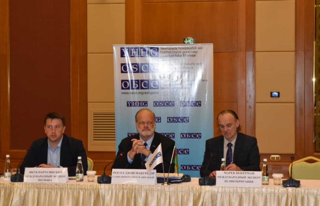 turkmenskih-zhurnalistov-oznakomili-s-cifrovymi-trendami-zhurnalistiki