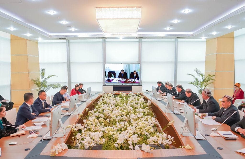 v-mezhdunarodnom-universitete-nefti-i-gaza-sozdadut-masterskuyu-lu-banya