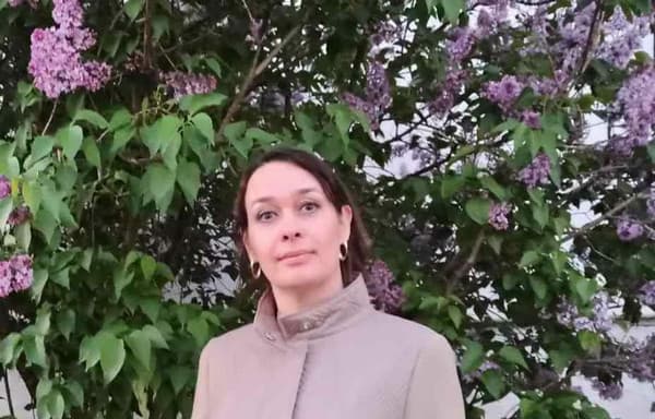 «Орел и решка» по-белорусски: в Туркменистане спрятан очередной артефакт минской художницы Виктории Валюк