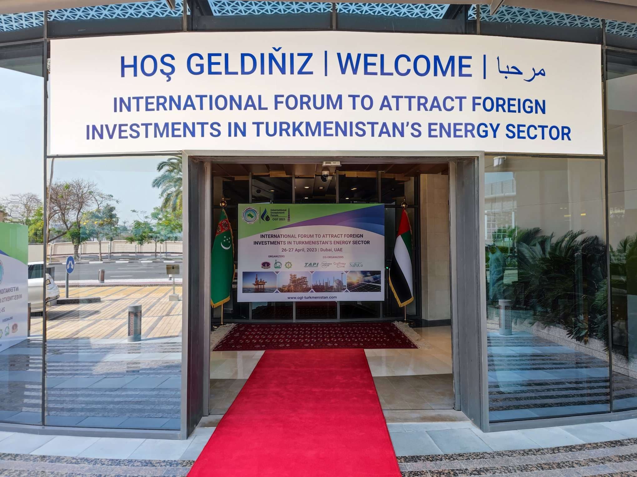 v-dubae-otkrylsya-forum-po-privlecheniyu-investicij-v-energosektor-turkmenistana