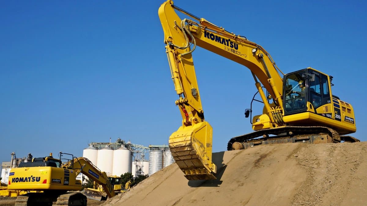 Komatsu создает дочернюю компанию для рынка Центральной Азии