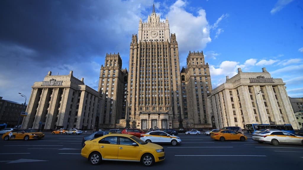 Посол Туркменистана Батыр Ниязлиев встретился с главой МИД России Сергеем Лавровым