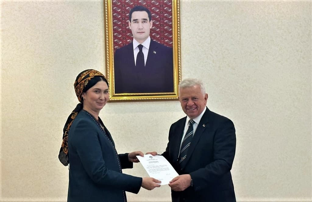 serbian-ambassador-arrives-ashgabat-official-accreditation