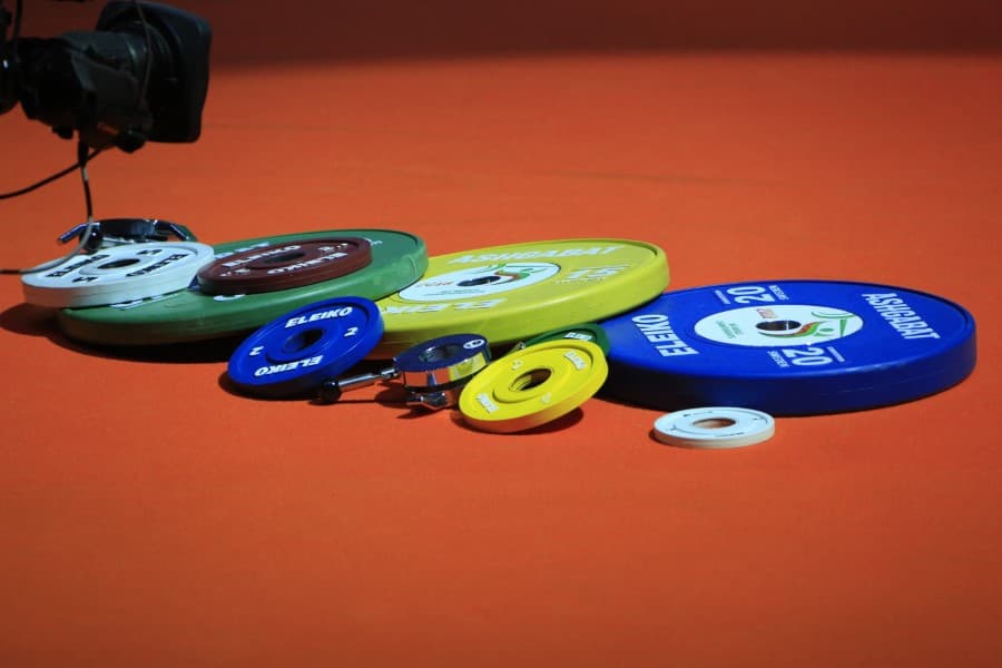 v-mary-startoval-chempionat-turkmenistana-po-tyazheloj-atletike