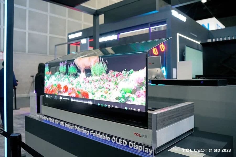 predstavlen-pervyj-v-mire-skladnoj-oled-televizor