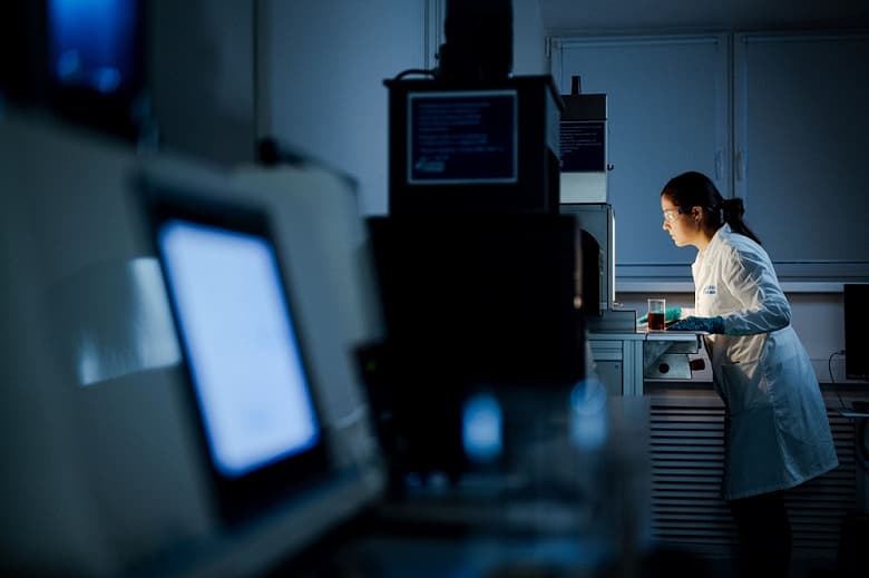 artificial-intelligence-comes-new-car-oils-gazprom-neft