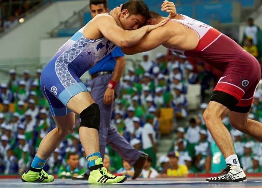 turkmenskie-borcy-otpravilis-na-yunosheskie-sostyazaniya-v-rumyniyu