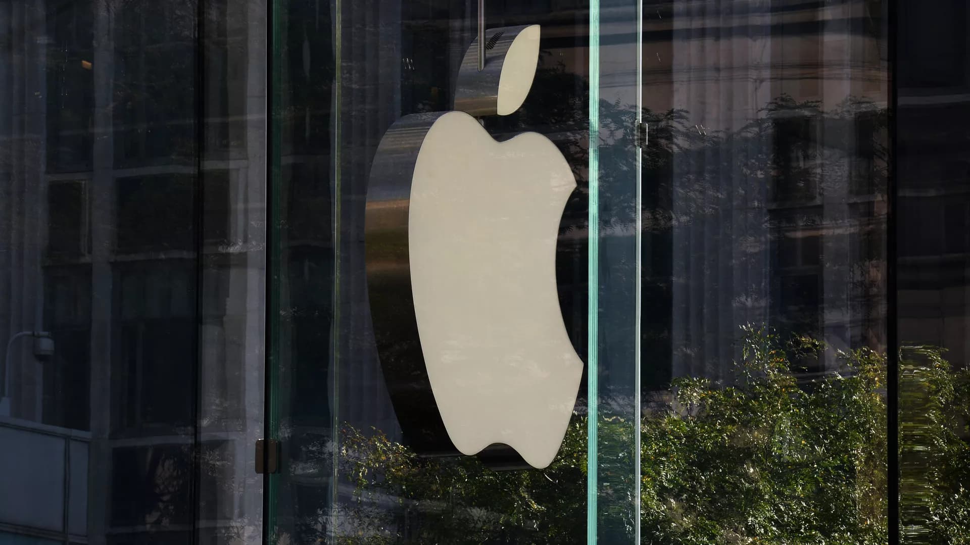 Apple представила iOS 17, гарнитуру дополненной реальности и другие новинки