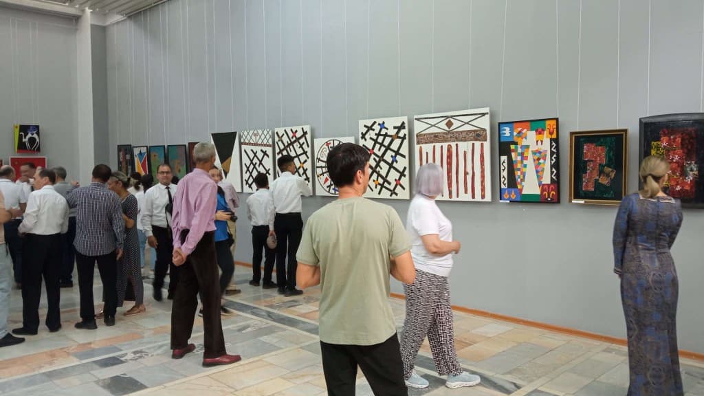 v-ashhabade-otkrylas-vystavka-garmoniya-dushi