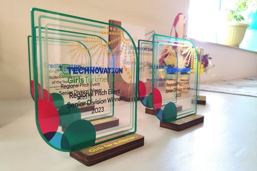 through-thorns-stars-turkmen-girls-semifinals-international-project