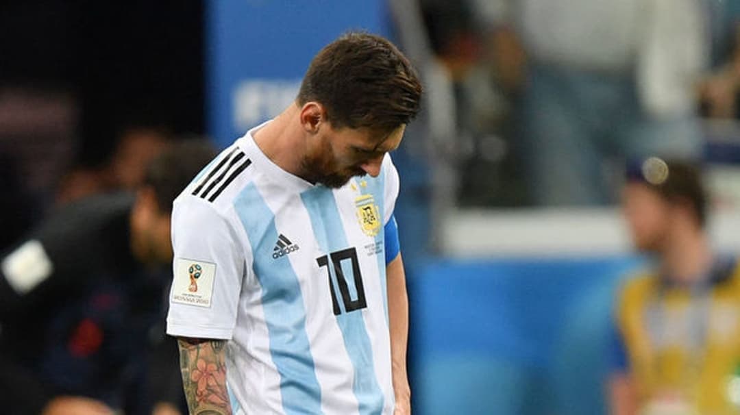 messi-was-arrested-beijing-airport