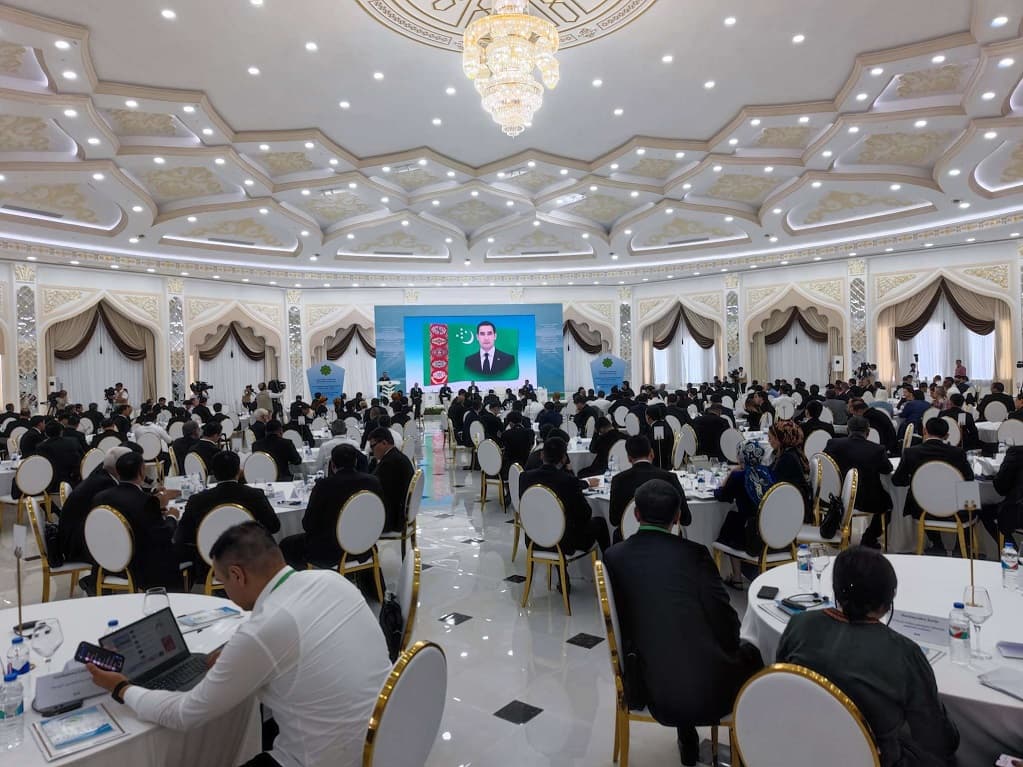 turkmensvyaz-kakie-sistemy-obespechivayut-cifrovoj-landshaft-goroda-arkadag