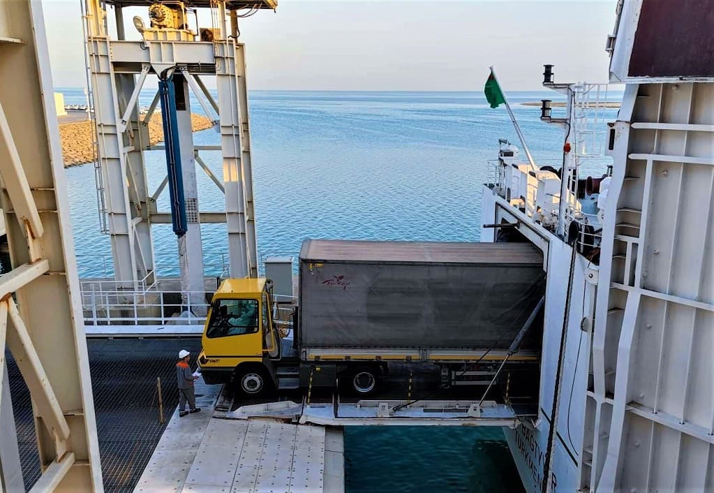 transkaspijskij-marshrut-pokazyvaet-rekordnyj-rost-tranzita-i-stanovitsya-elektronnym