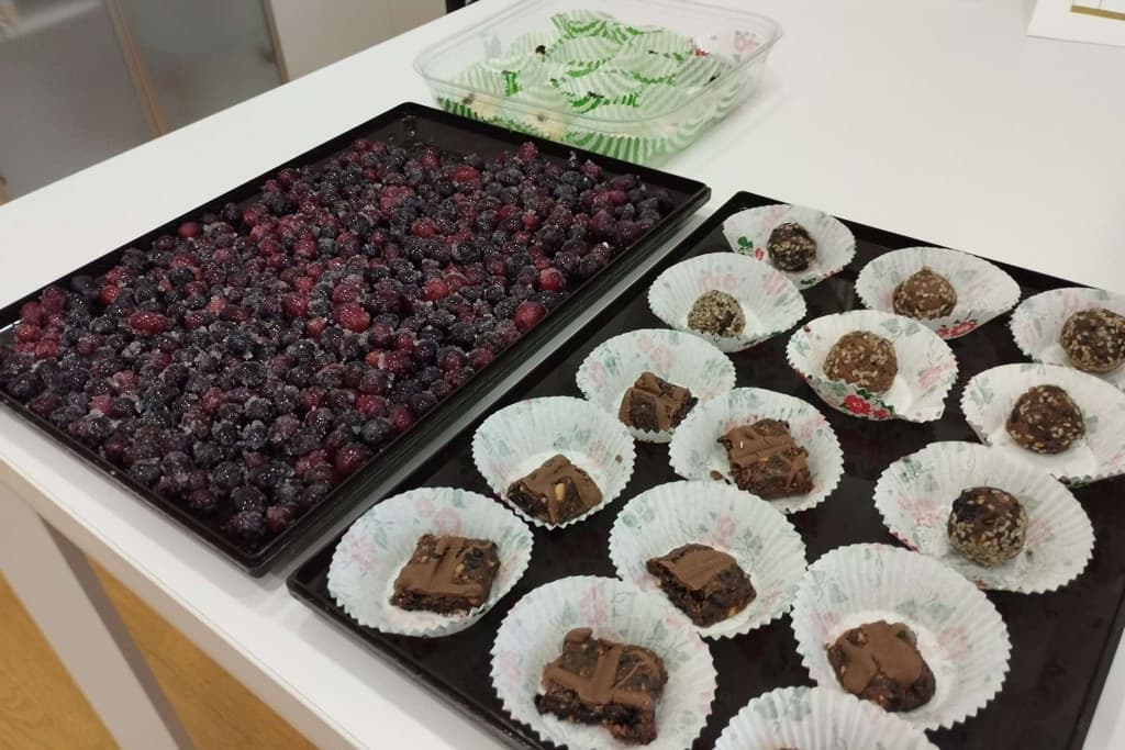 molodoj-turkmenskij-uchenyj-sozdal-lechebnye-konfety-iz-bahchevyh-othodov