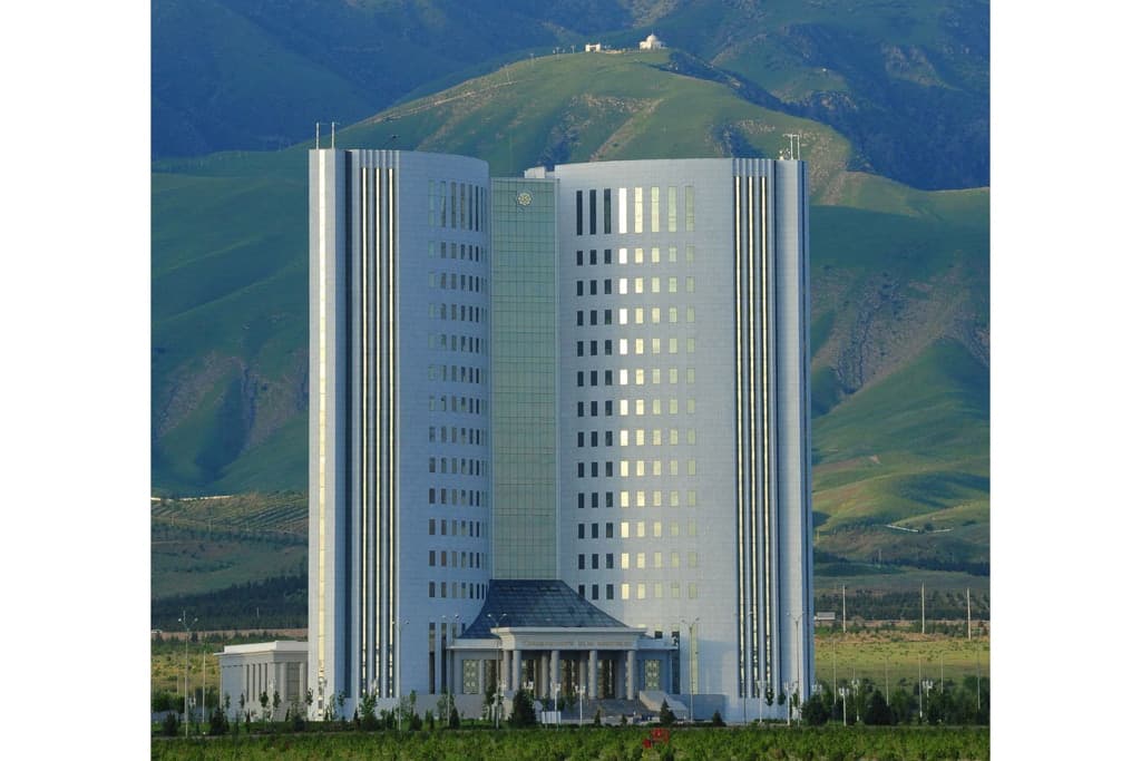 u-innovacionnogo-informacionnogo-centra-minobrazovaniya-turkmenistana-poyavilsya-sajt