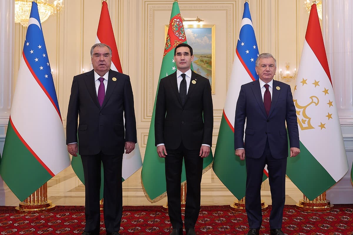 partnerstvo-v-ramkah-oon-i-bezopasnost-stala-odnoj-iz-klyuchevyh-tem-ashhabadskogo-sammita