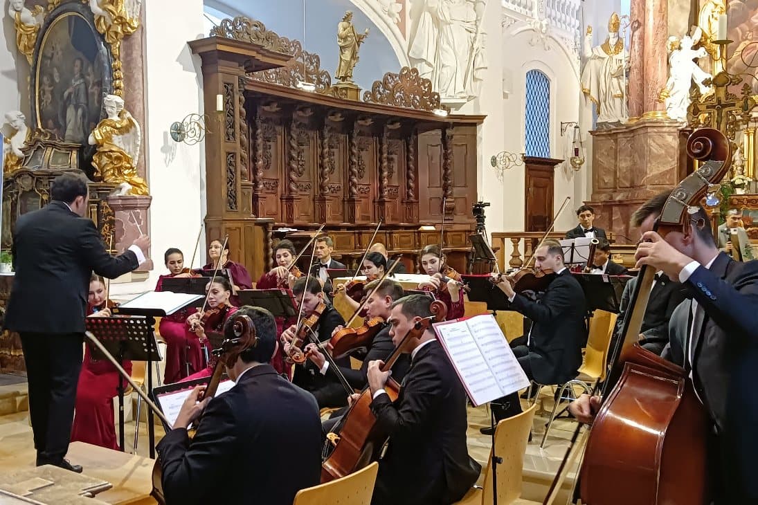 hello-again-bayreuth-turkmen-musicians-conquer-german-audience
