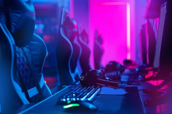 turkmenskie-kibersportsmeny-nachali-borbu-za-popadanie-na-mirovoe-pervenstvo-v-er-riyade