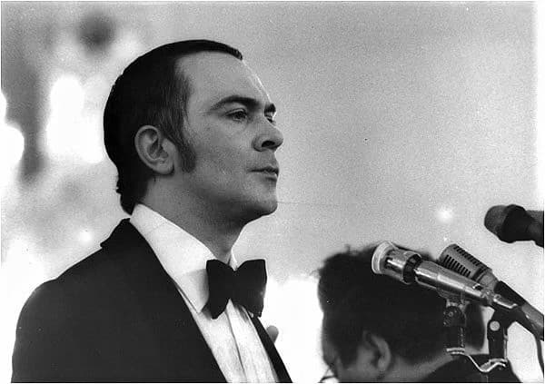 named-star-muslim-magomayev-will-be-laid-baku-avenue-stars