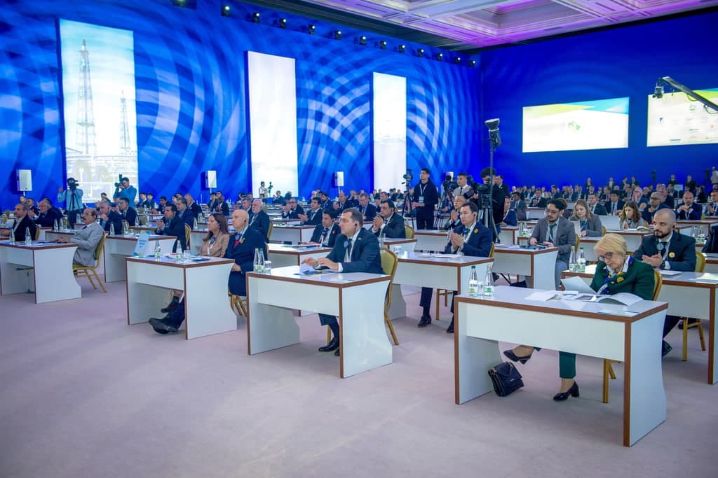 300-den-gowrak-wekil-turkmenistanyn-nebiti-we-gazy-2023-halkara-maslahatyna-gatnasjakdygyny-tassyklady