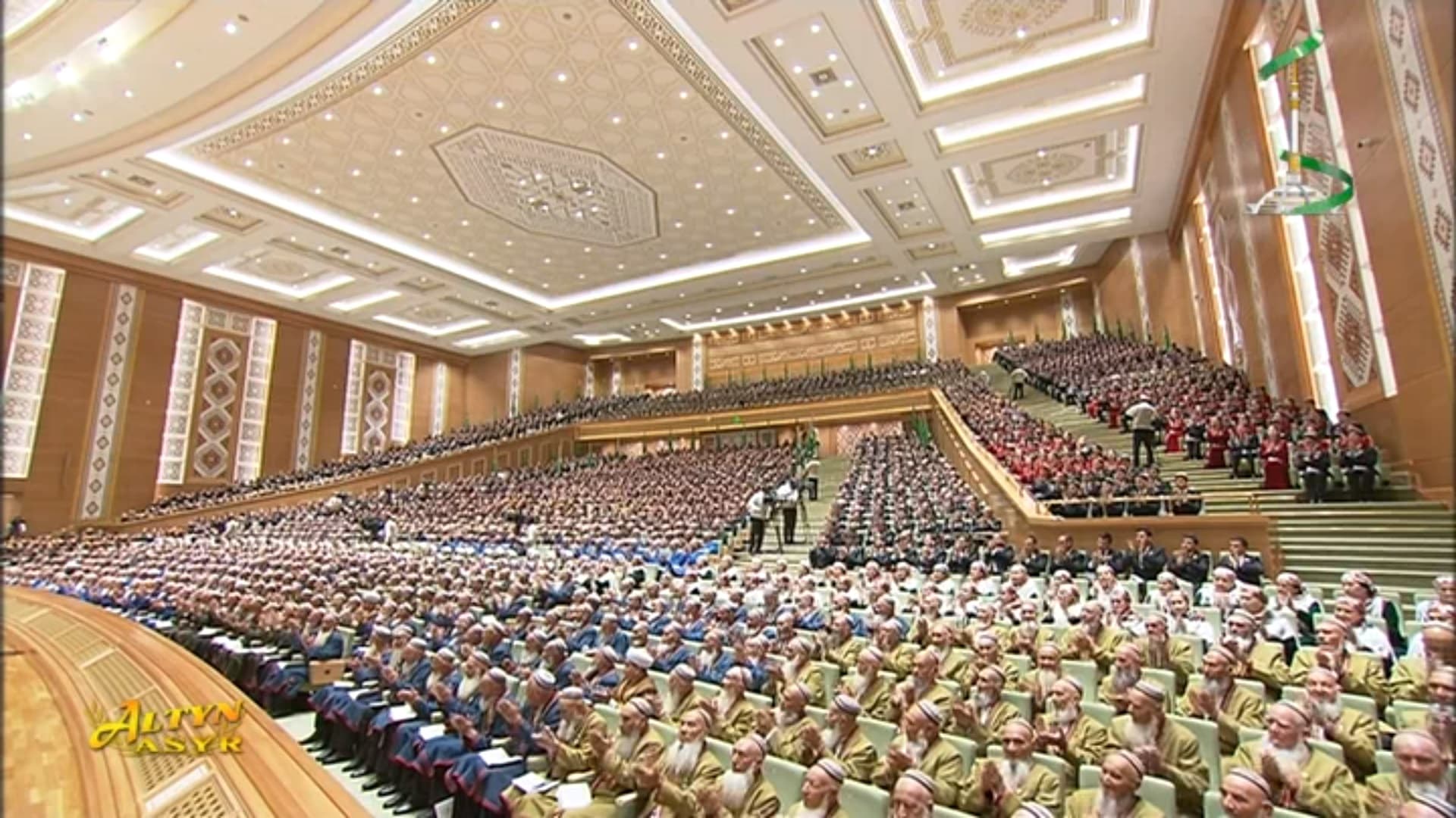 serdar-berdimuhamedow-ilat-yazuwynyn-jemlerinden-ugur-alyp-geljek-yyllardaky-meyilnamalara-takyklamalar-girizilse-maksadalayyk-boljakdygyny-hasaplayar