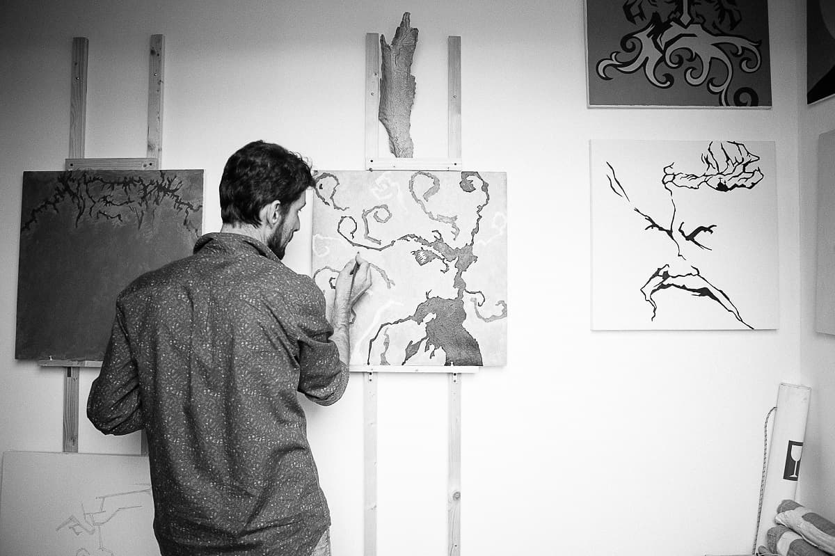 moscow-festival-sounds-dutar-will-present-art-project-shore-gray-caspian-sea