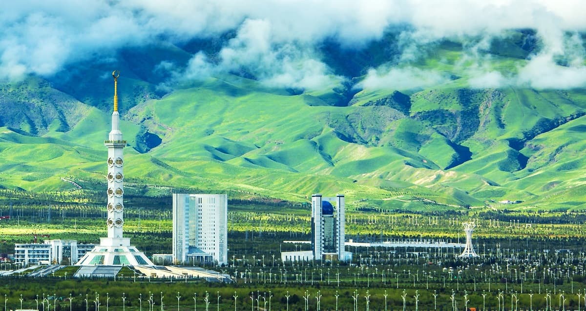 delegation-iranian-province-gulistan-held-negotiations-ashgabat