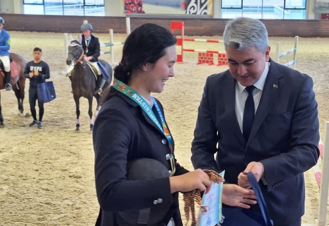 turkmenskaya-dipmissiya-v-astane-organizovala-sorevnovanie-po-konkuru