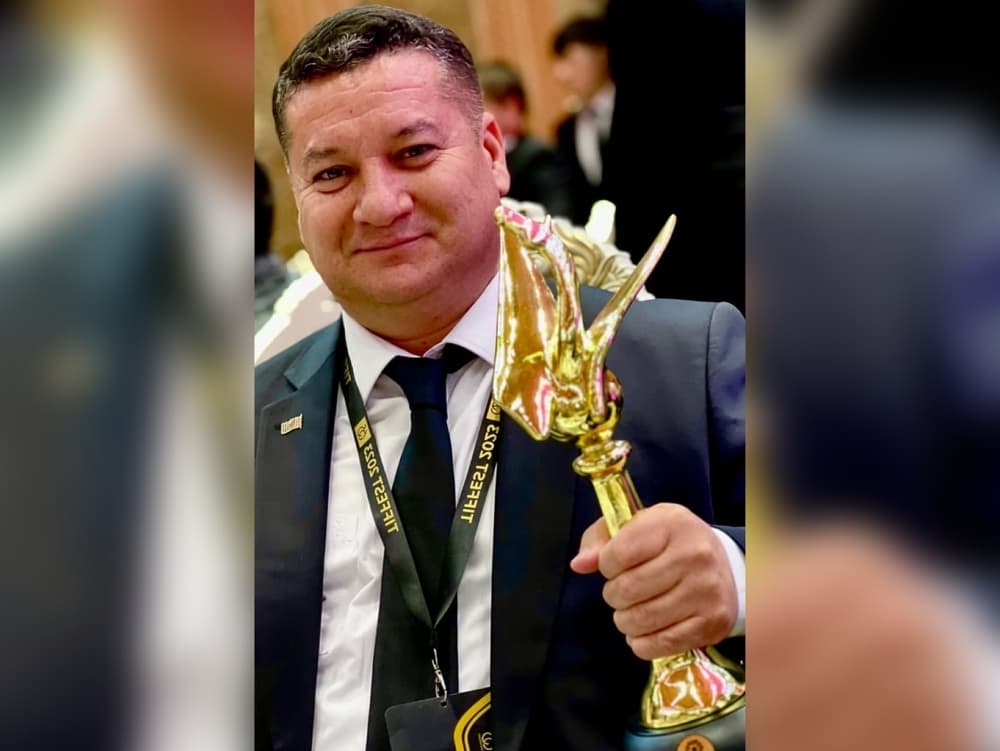 turkmenskij-kinorezhissyor-sahysalyh-bajramov-poluchil-specialnuyu-nagradu-tyurksoj