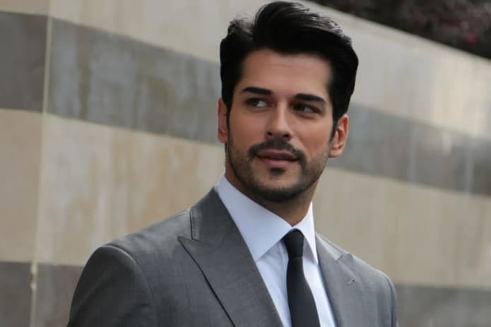 izvestnyj-tureckij-akter-primet-uchastie-v-festivale-filmov-v-ashhabade