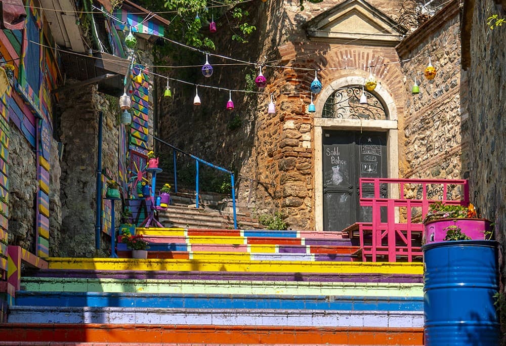 historical-area-around-istanbuls-golden-horn-acquires-new-charm