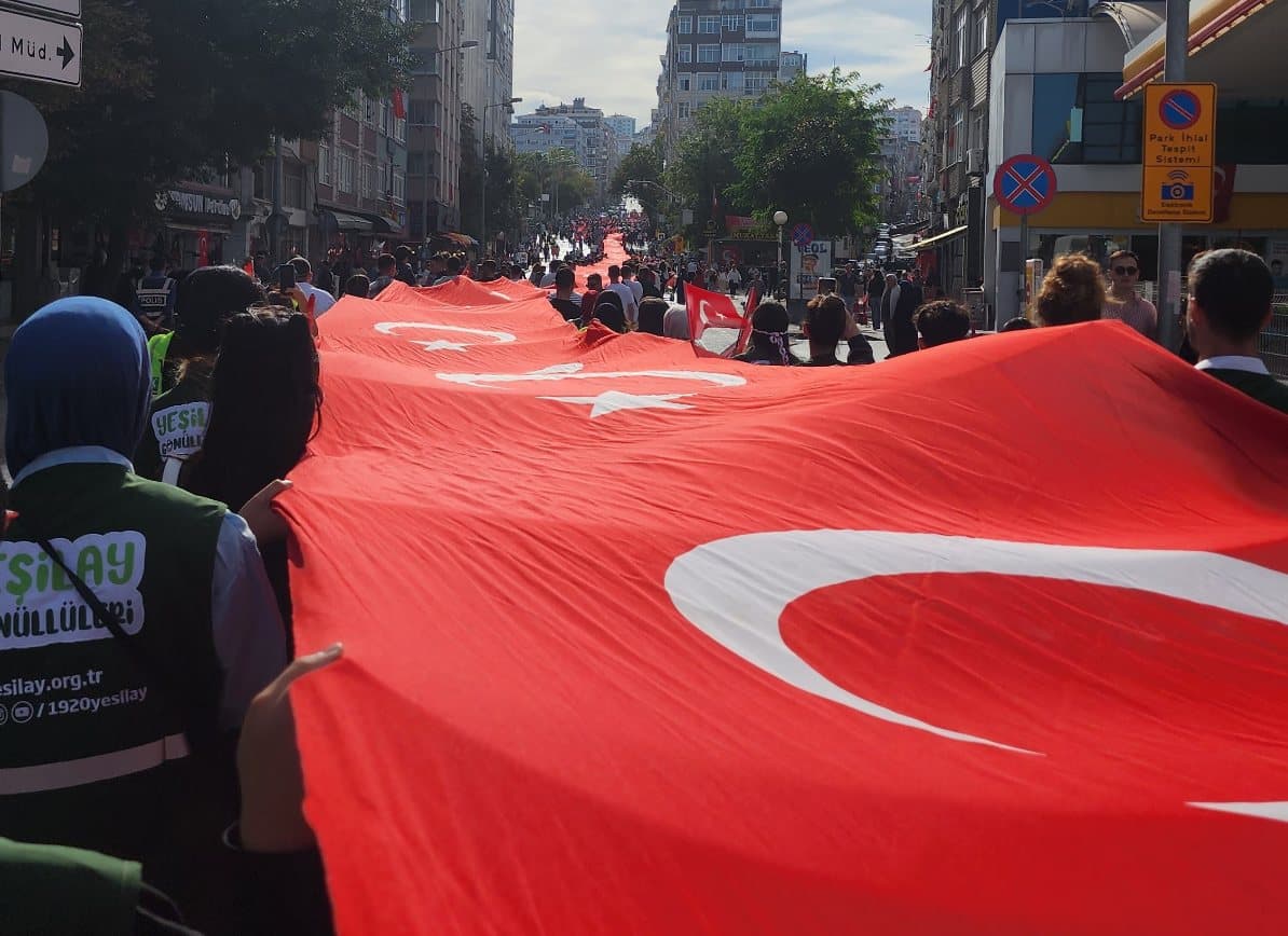 Türkmen talyplary Türkiýe Respublikasynyň döredilmeginiň 100 ýyllygy mynasybetli geçirilen dabaralara gatnaşdylar