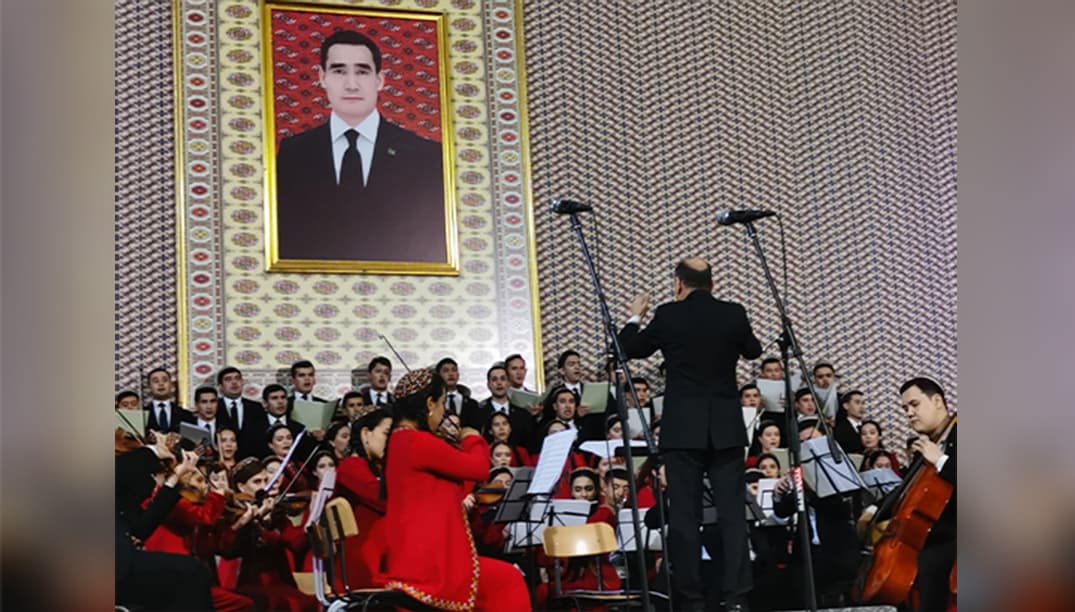 v-ashhabade-proshel-tvorcheskij-vecher-kompozitora-dangatara-hydyrova