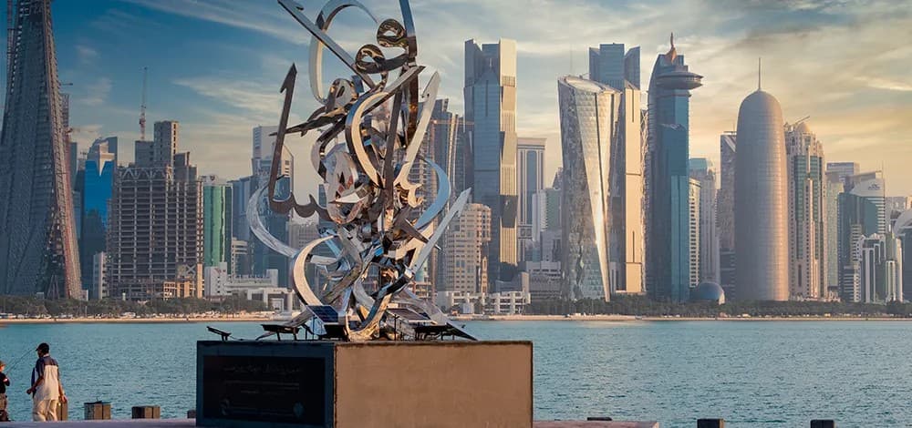 turkmenskij-posol-v-katare-opublikoval-statyu-v-arabskoj-gazete-v-chest-28-letiya-nejtraliteta-turkmenistana