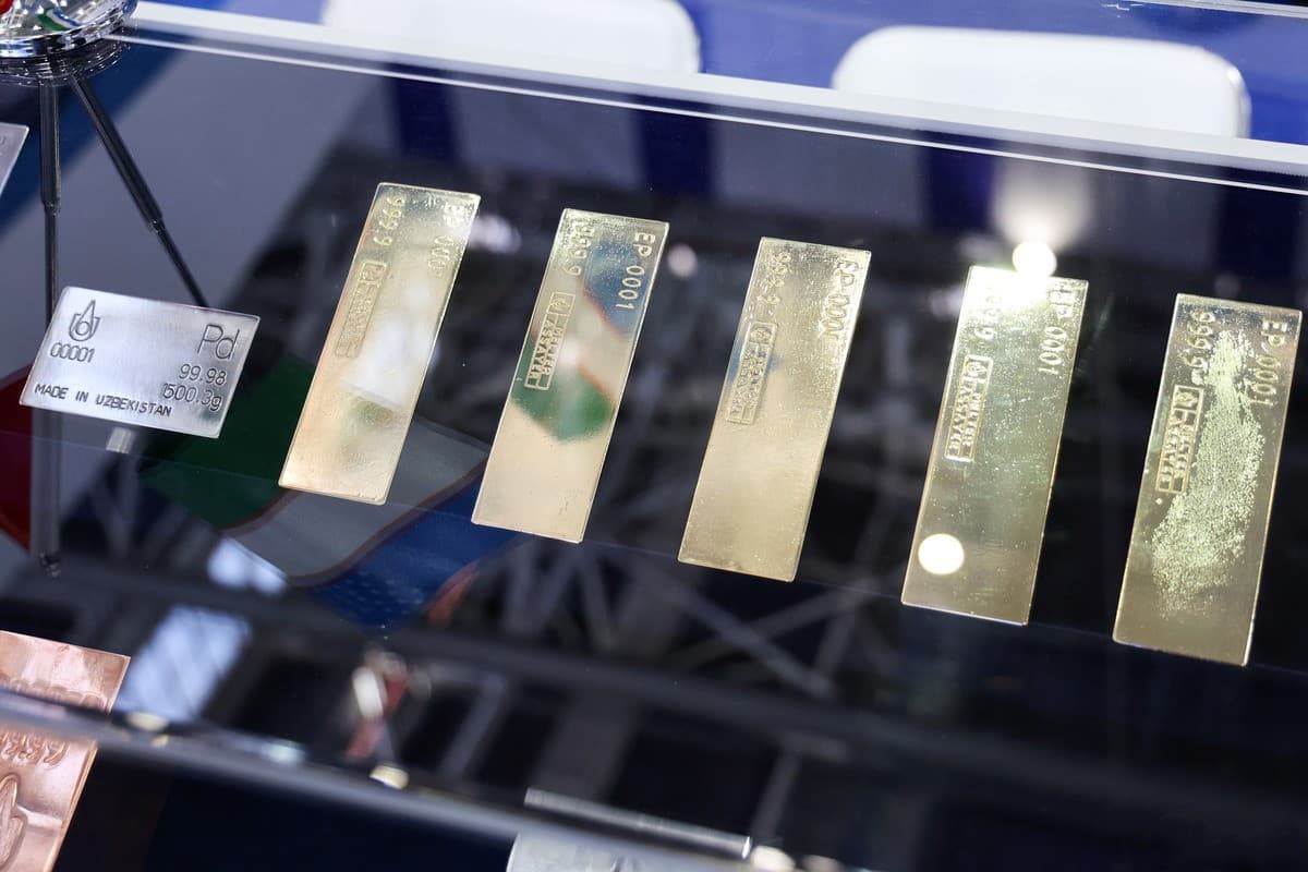 uzbekistan-became-world-leader-gold-sales-october