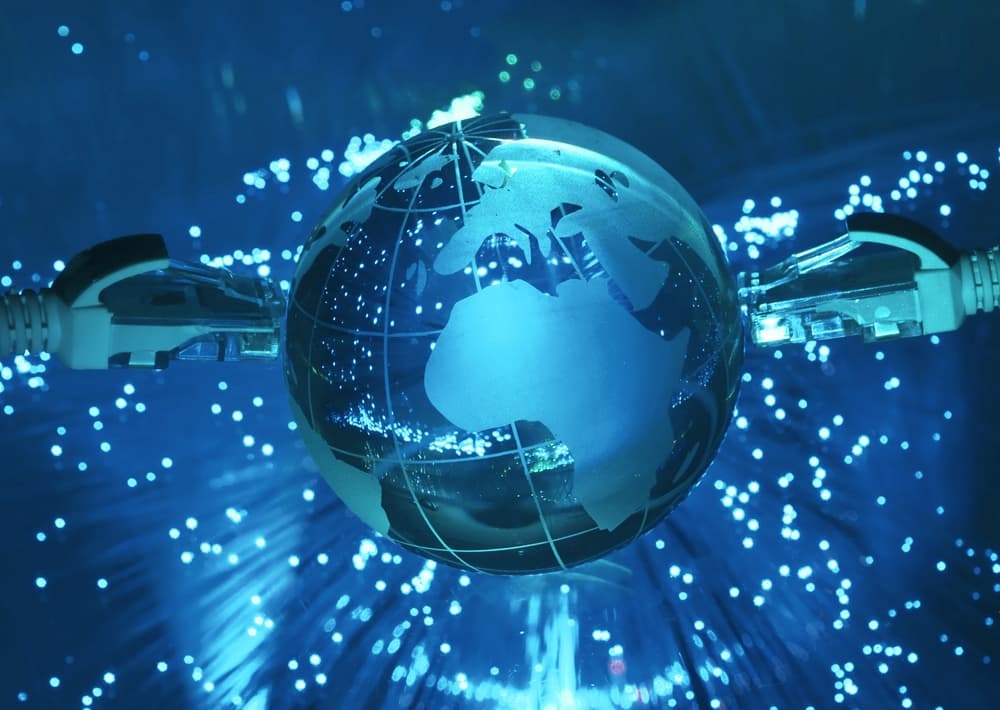 over-year-global-internet-traffic-grew-25