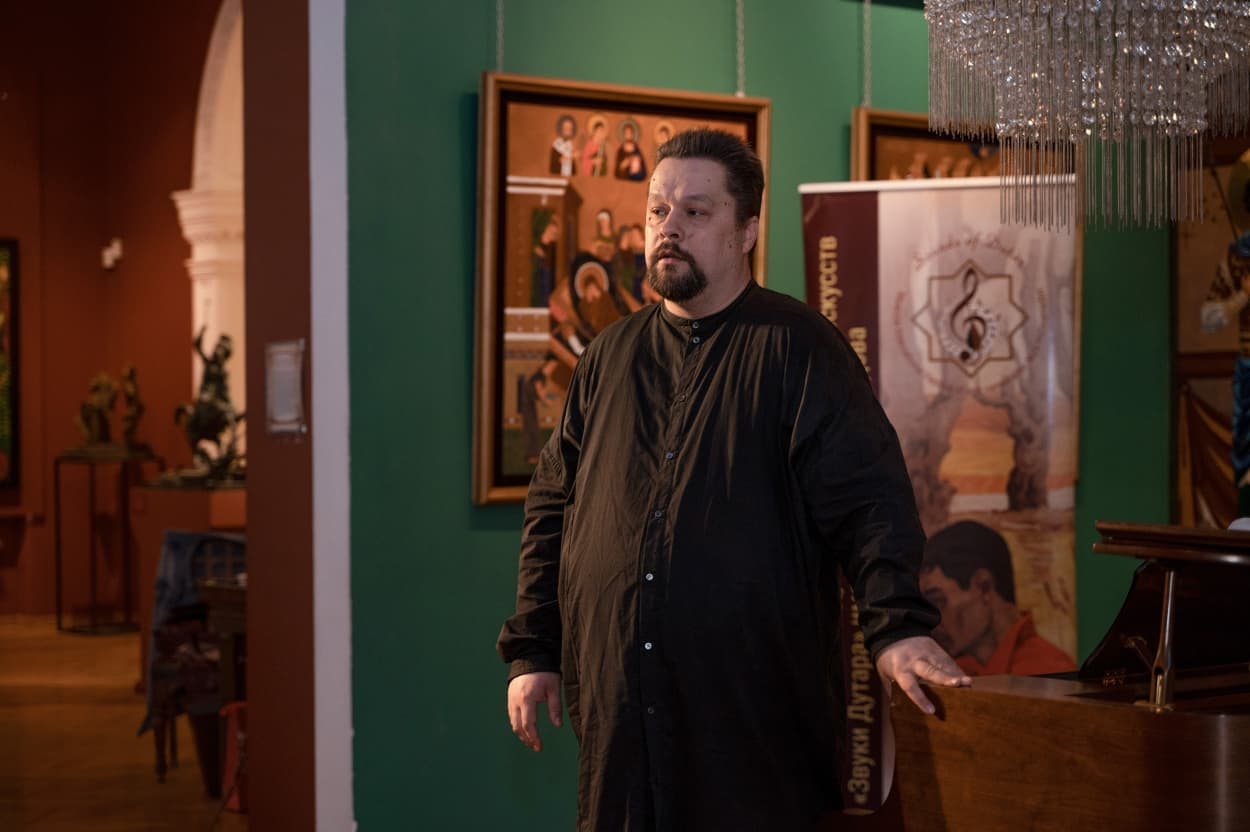 collecting-stones-impressions-vii-moscow-arts-festival-sounds-dutar