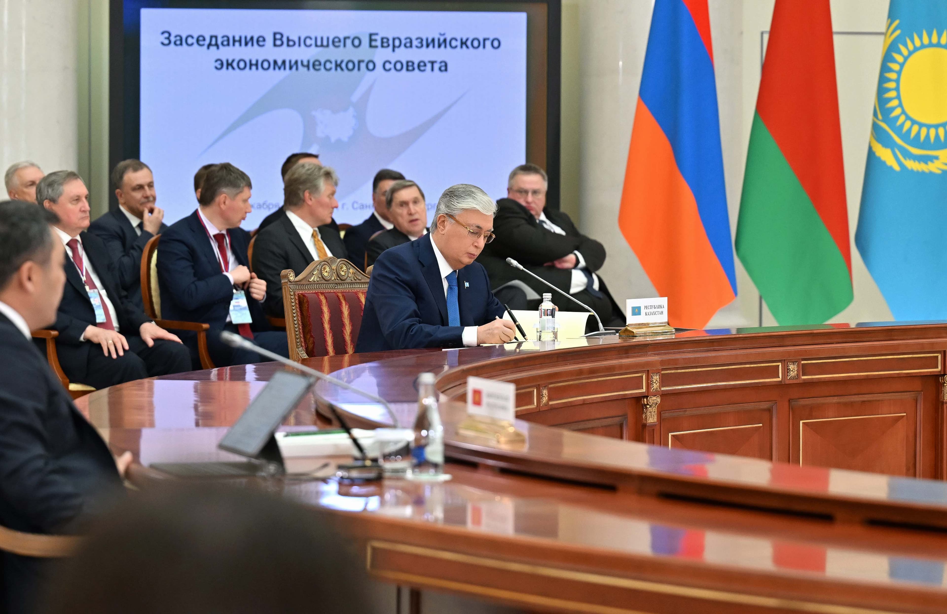 ÝAYB ýurtlary Gazagystany, Russiýa Federasiýasyny we Türkmenistany bilelikdäki logistika kärhanasyna goşulmaga çagyrdy