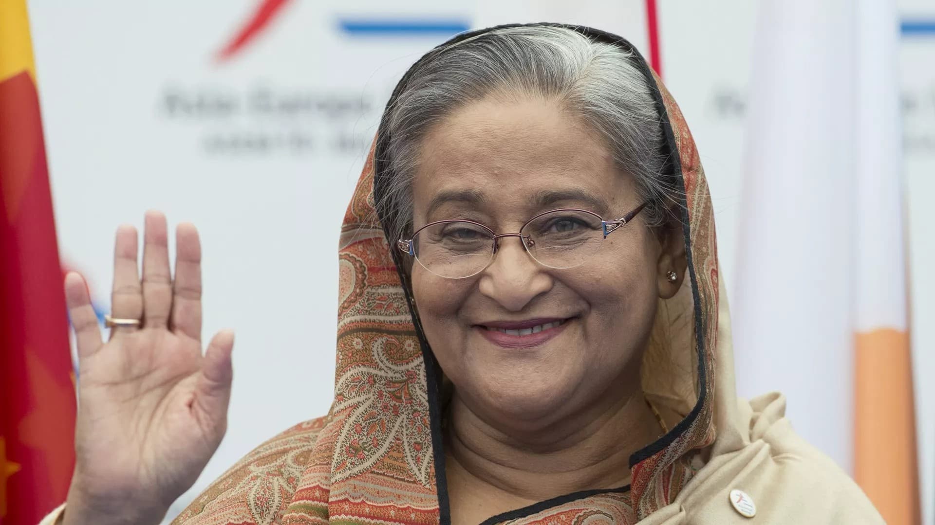 Bangladeşiň Premýer-ministri ýurduň parlamentine gaýtadan saýlandy