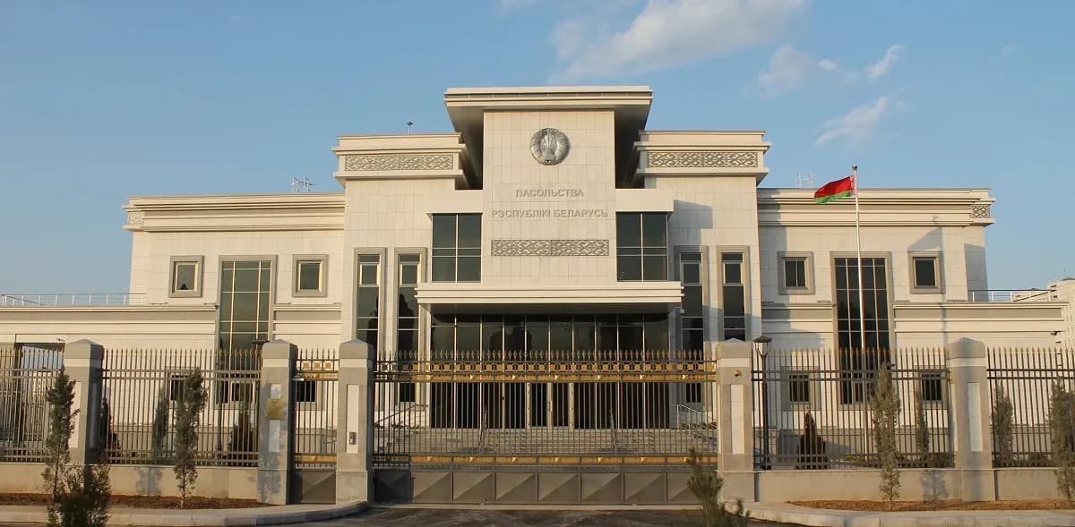 Belarus Türkmenistanyň raýatlaryna okuw wizalary bermegiň tertibine üýtgeşme girizdi