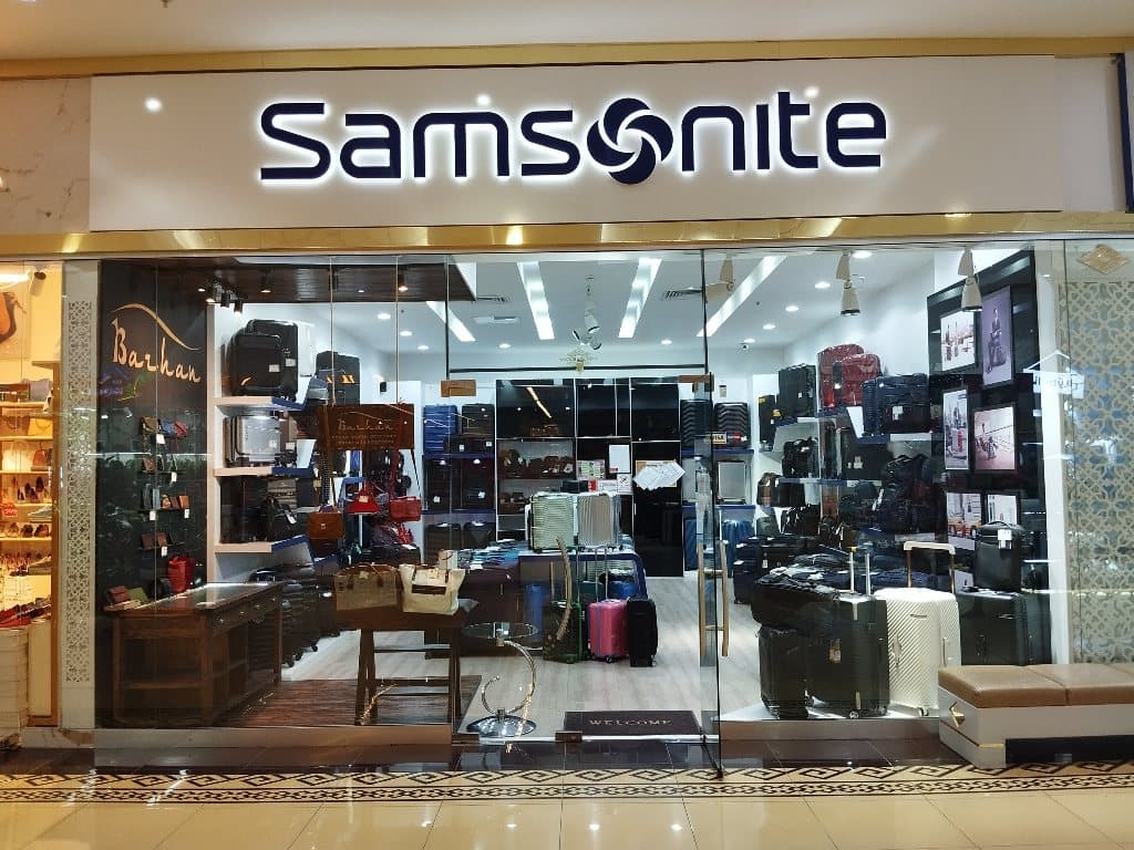 Магазин Samsonite предлагает новый ассортимент качественных чемоданов