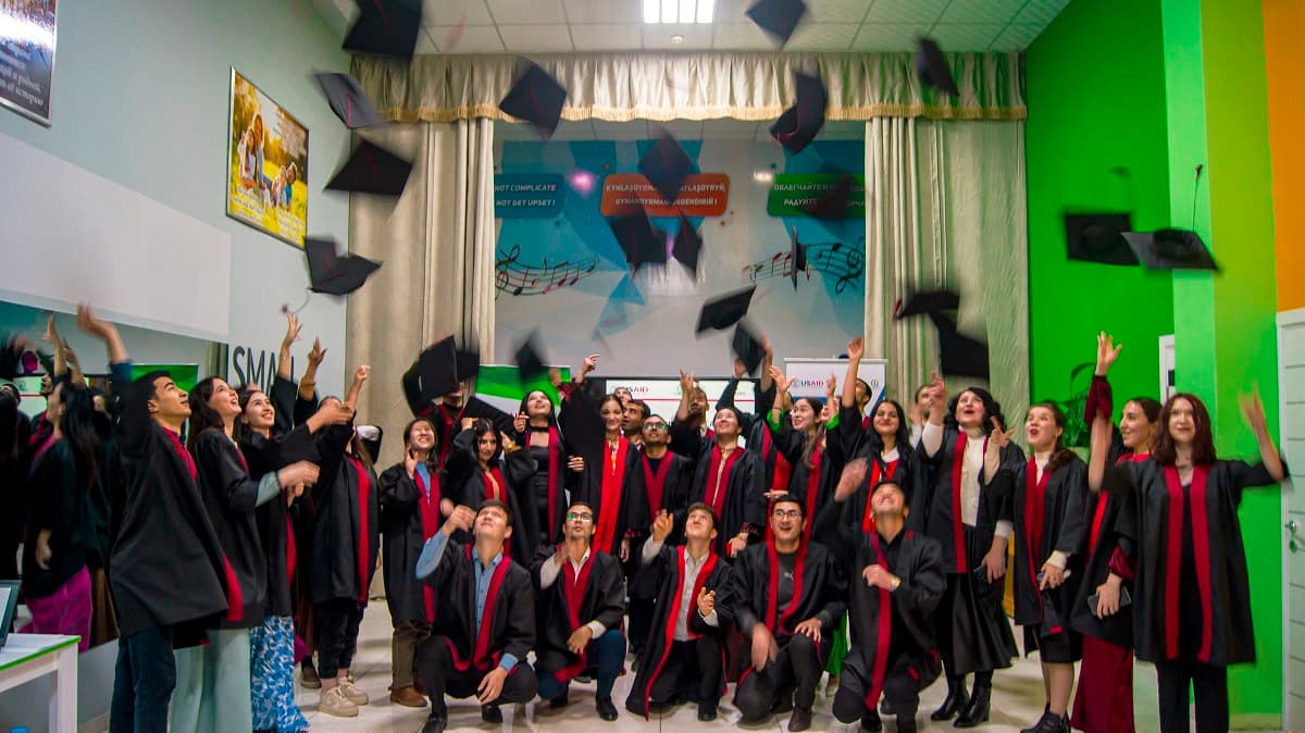 Проект USAID YDA подготовил молодых специалистов ИТ в рамках «TechYouth Bootcamp» в Мары
