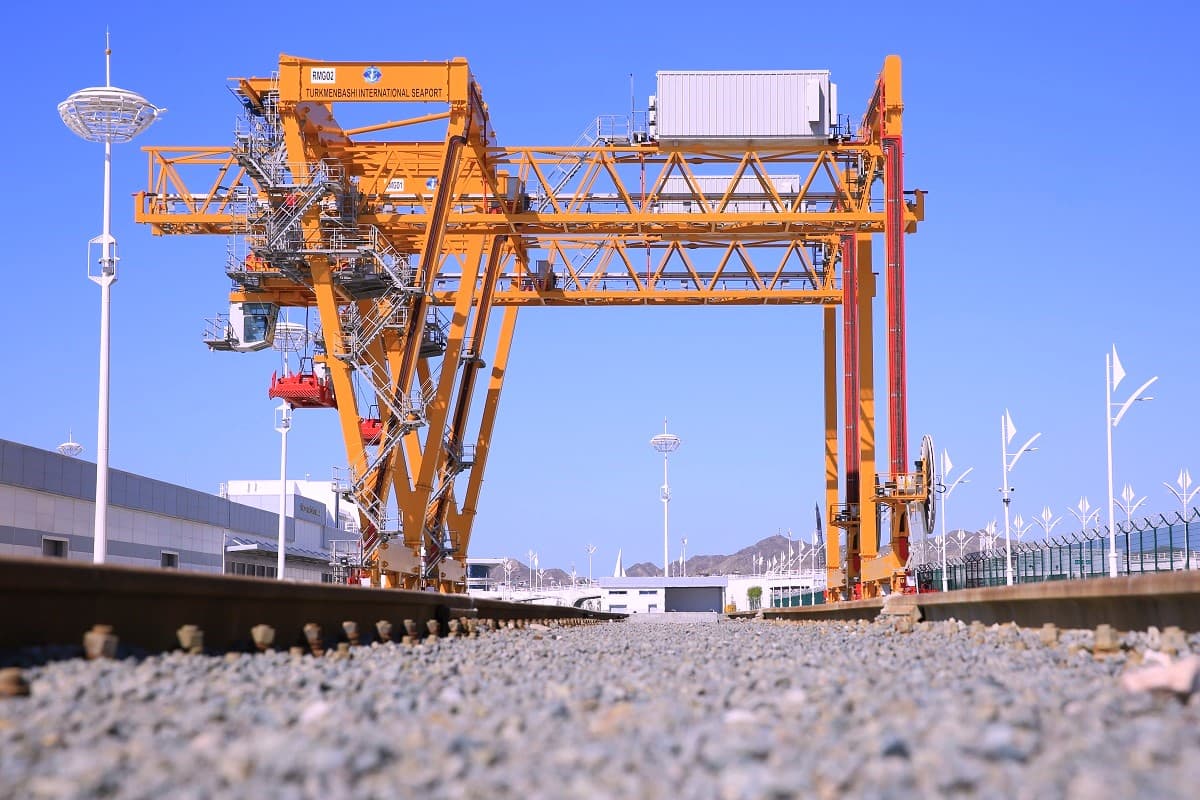russia-will-develop-transport-corridor-project-through-port-turkmenbashi-kyrgyzstan