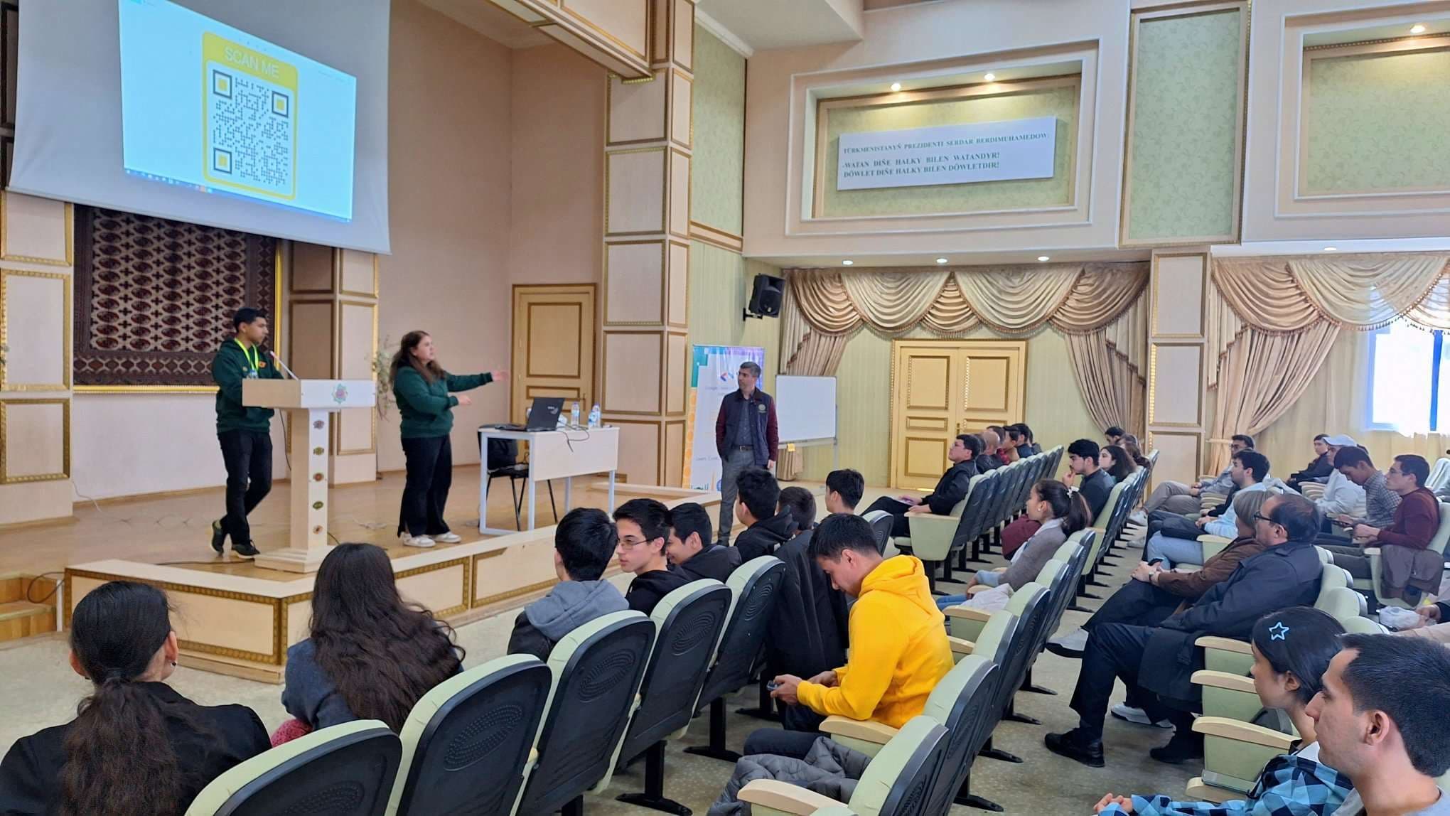 v-ashhabade-proshel-tehno-seminar-google-developer-groups