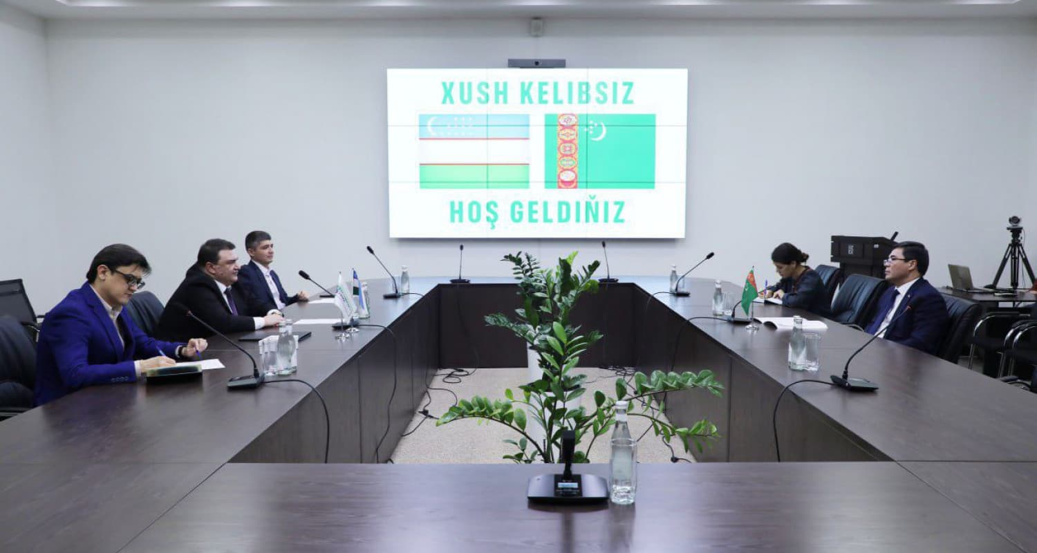 uzbek-commodity-and-raw-materials-exchange-interested-expanding-ties-turkmen-business