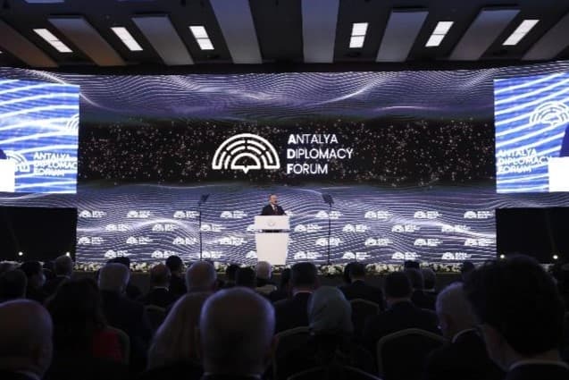 gurbanguly-berdimuhamedow-antalya-diplomatiya-forumynda-cykys-eder