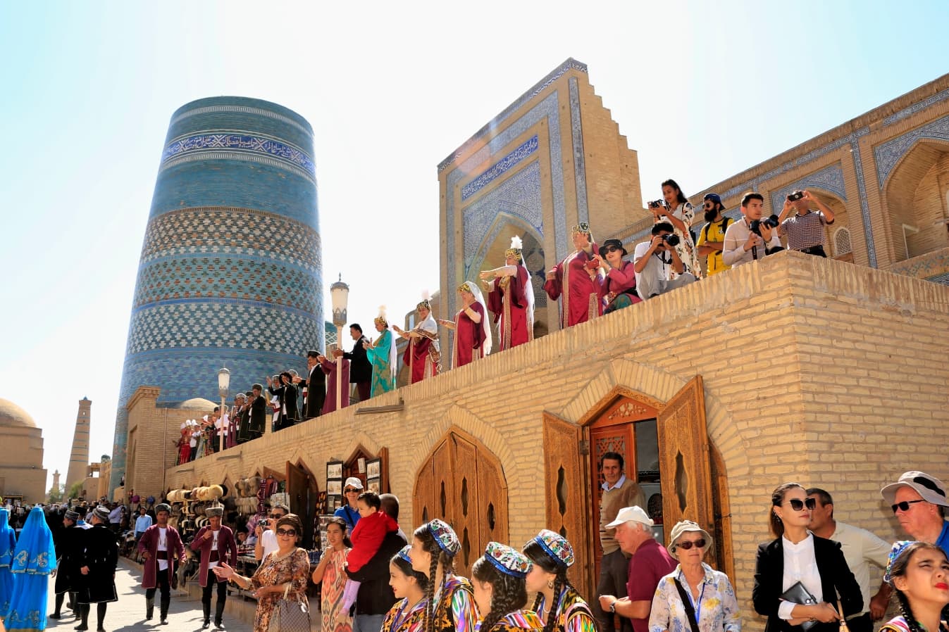 v-uzbekistane-vvedut-godovye-vizy-dlya-poseshcheniya-horezma