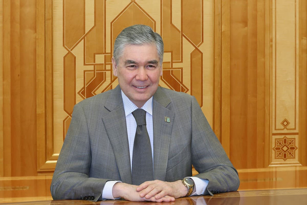 gurbanguly-berdymuhamedov-vstretilsya-s-glavoj-torgovo-promyshlennogo-vedomstva-afganistana