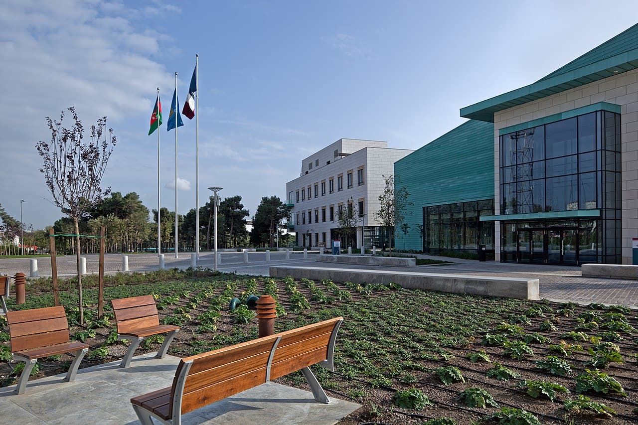 vysshie-diplomaticheskie-shkoly-turkmenistana-i-azerbajdzhana-razrabotayut-dorozhnuyu-kartu-po-obmenam