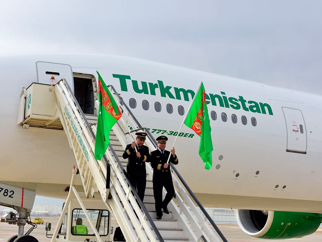 Turkmenistan Airlines is recruiting cadets for pilot training